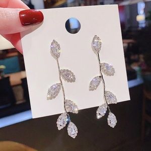 SILVER PLATED CRYSTAL VINE EARRINGS - 6 Pairs